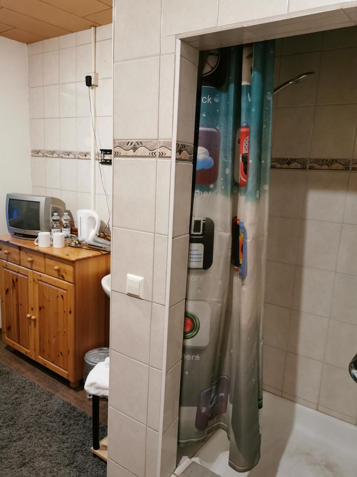 See Lord Hotel Кайзерслаутерн Стая снимка